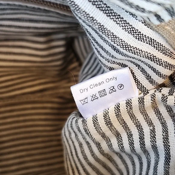 CLEA RAY UPCYCLED MILITARY TENT CANVAS AND LEATHER CROSSBODY BAG - Picture 9 of 14